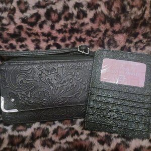 💕 5/$25 Bueno Tooled Leather crossbody Purse